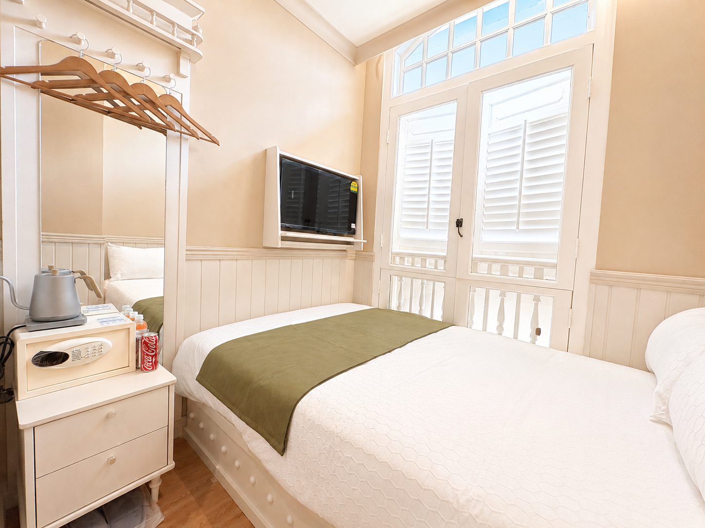 Our Rooms efd9fc3d e223 4c66 9cb9 14132caced39