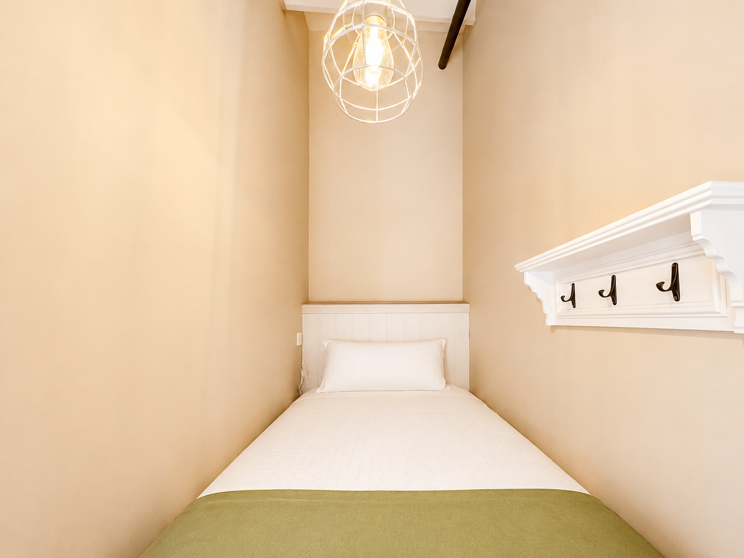 Our Rooms f6bc62ec 84ff 43a9 8975 f035775a1f4e